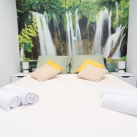 Apartament Purple & Apple Green Split Zewnętrze zdjęcie