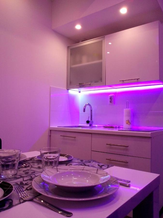 Apartament Purple & Apple Green Split Zewnętrze zdjęcie
