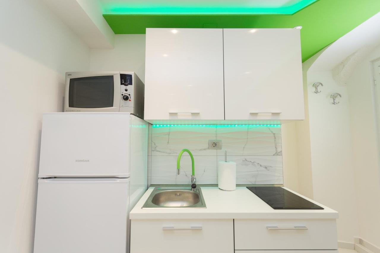 Apartament Purple & Apple Green Split Zewnętrze zdjęcie